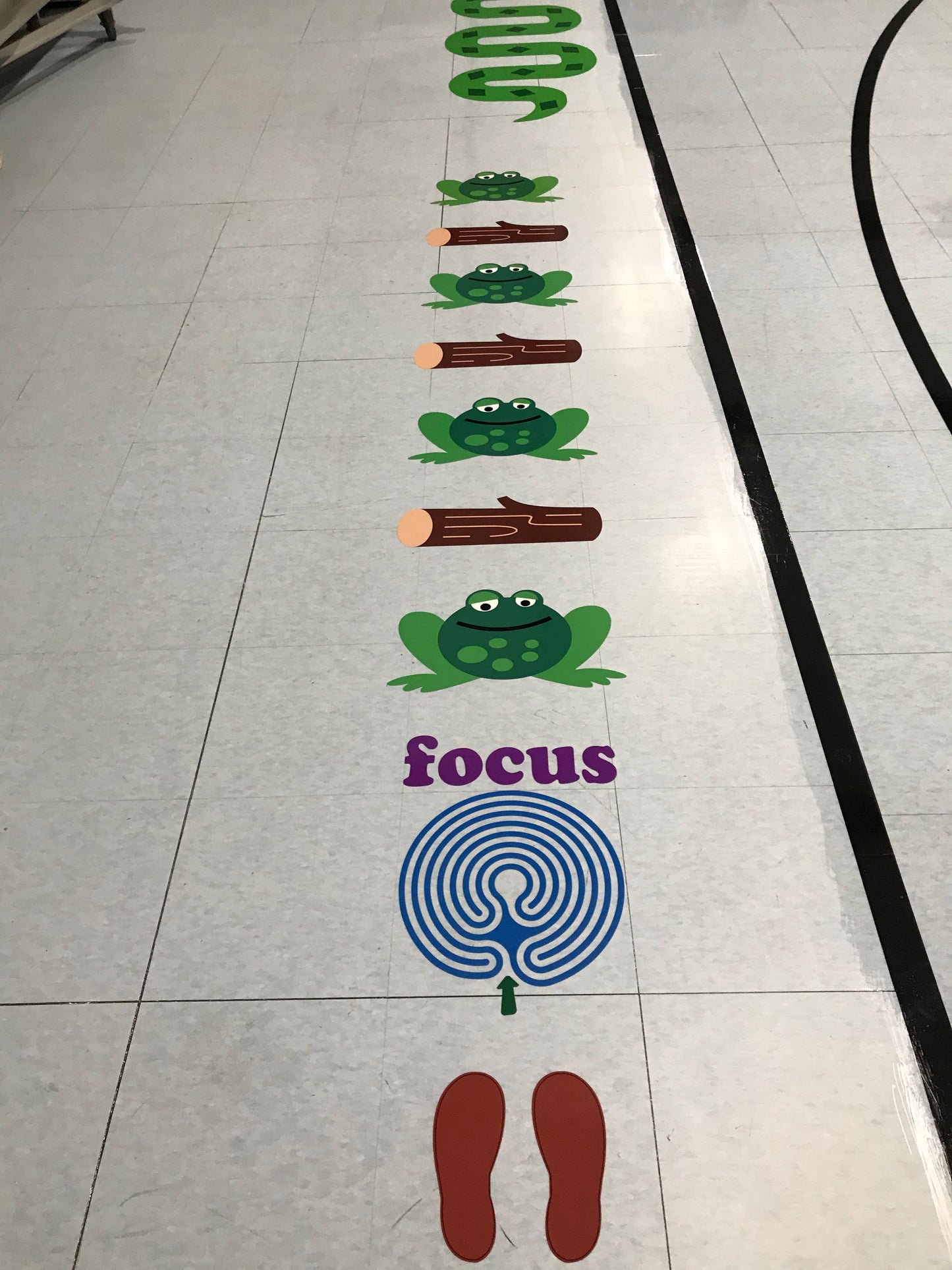 Focus Labyrinth Sensory Path Decal - Sensory Kids Paths